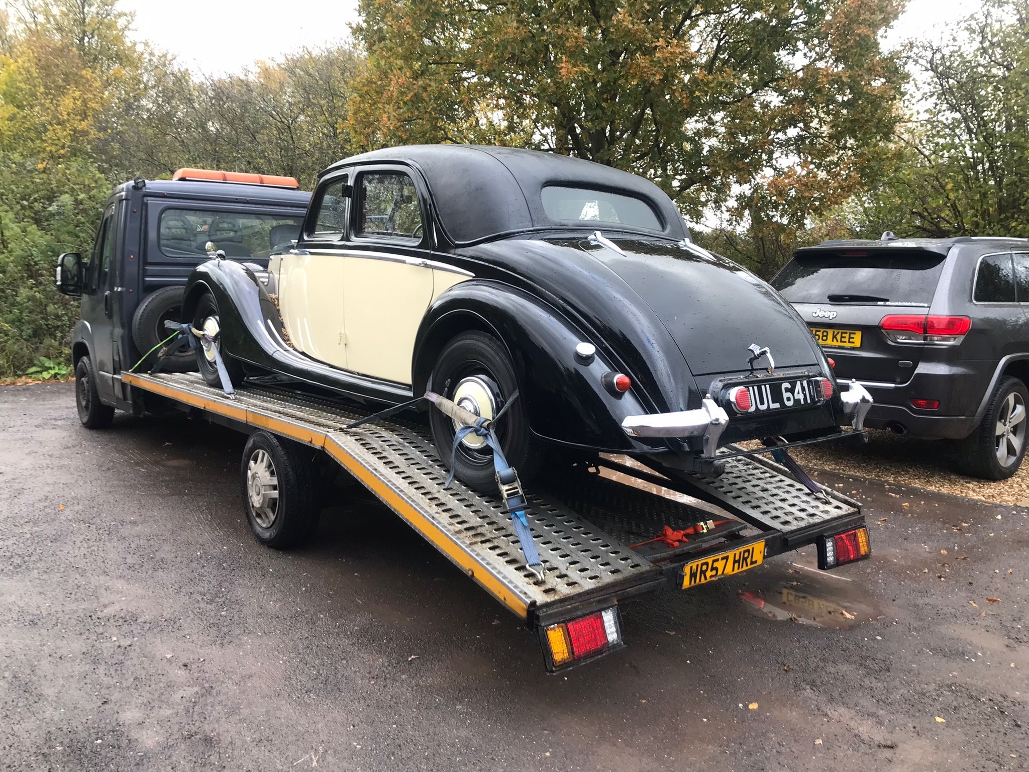Vintage classic car transport